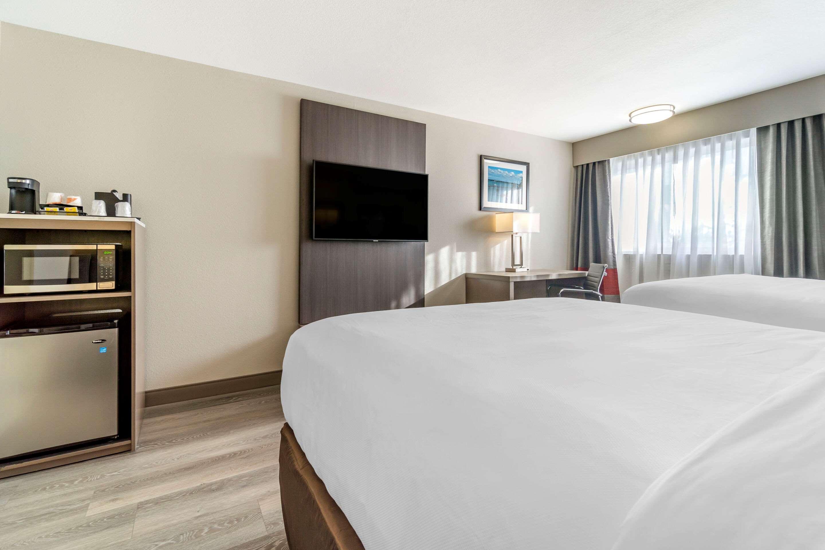 Comfort Inn & Suites Pacific - Auburn Ngoại thất bức ảnh
